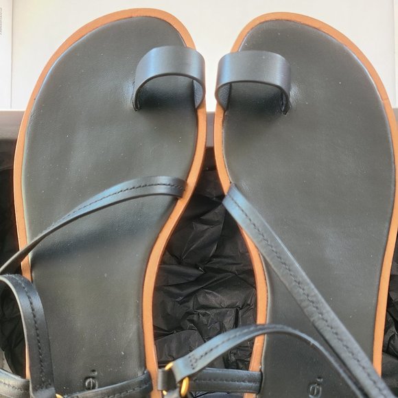 VINCE PERRIGAN LEATHER TOE LOOP FLAT SANDALS NIB 9 $225 - Picture 3 of 4